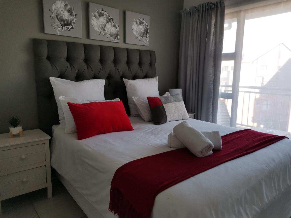 Penthouse 172 At The Blyde Crystal Lagoon Apartment Pretoria Exterior photo